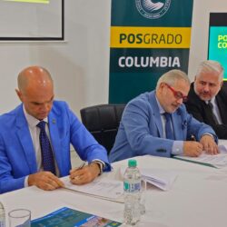 FIRMA DE CONVENIO ENTRE LA SUPERINTENDENCIA DE SALUD Y LA UNIVERSIDAD COLUMBIA DEL PARAGUAY.