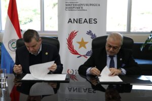 Convenio entre la Superintendencia de Salud y la ANEAES